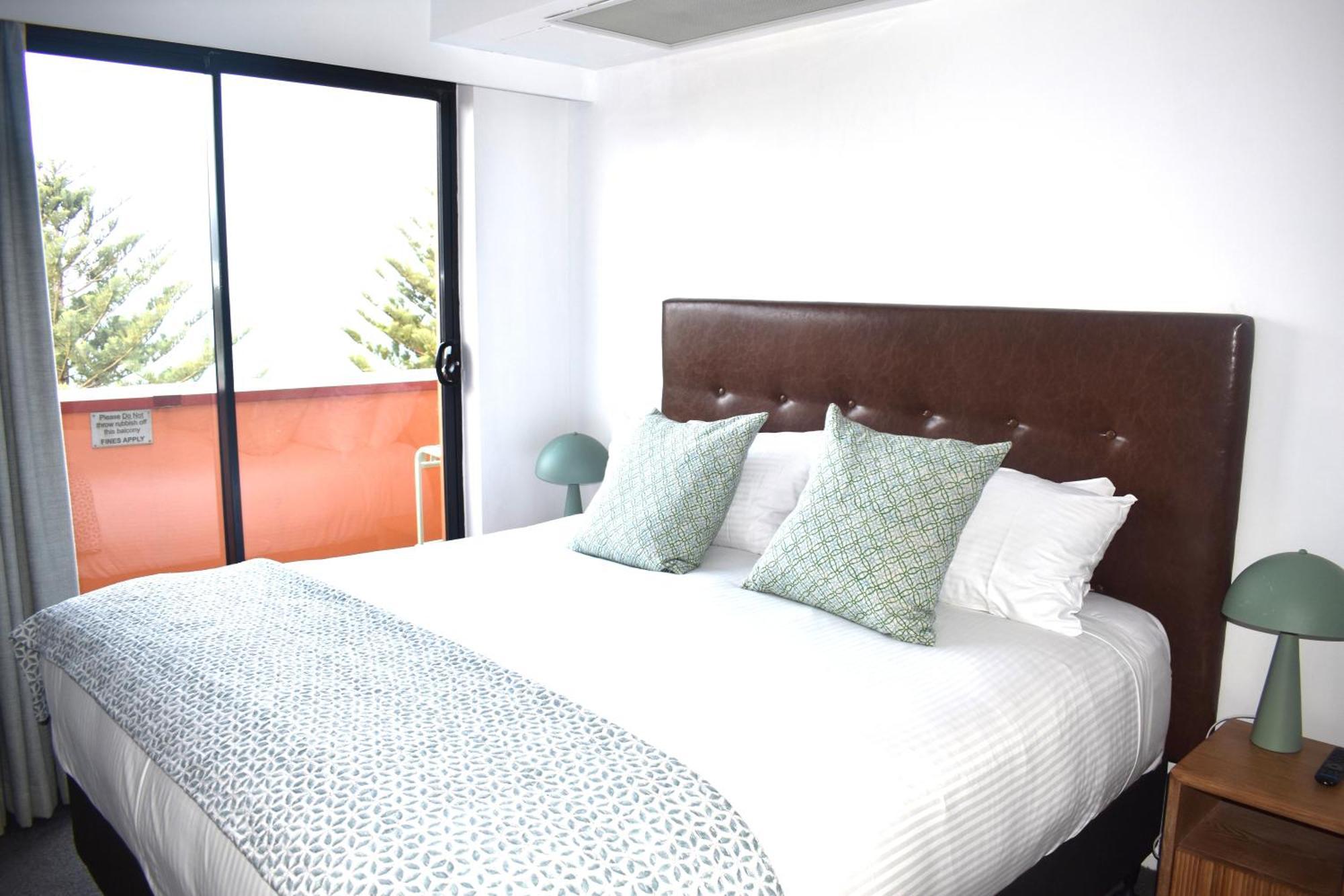 Bondi 38 Serviced Apartments Сидней Экстерьер фото