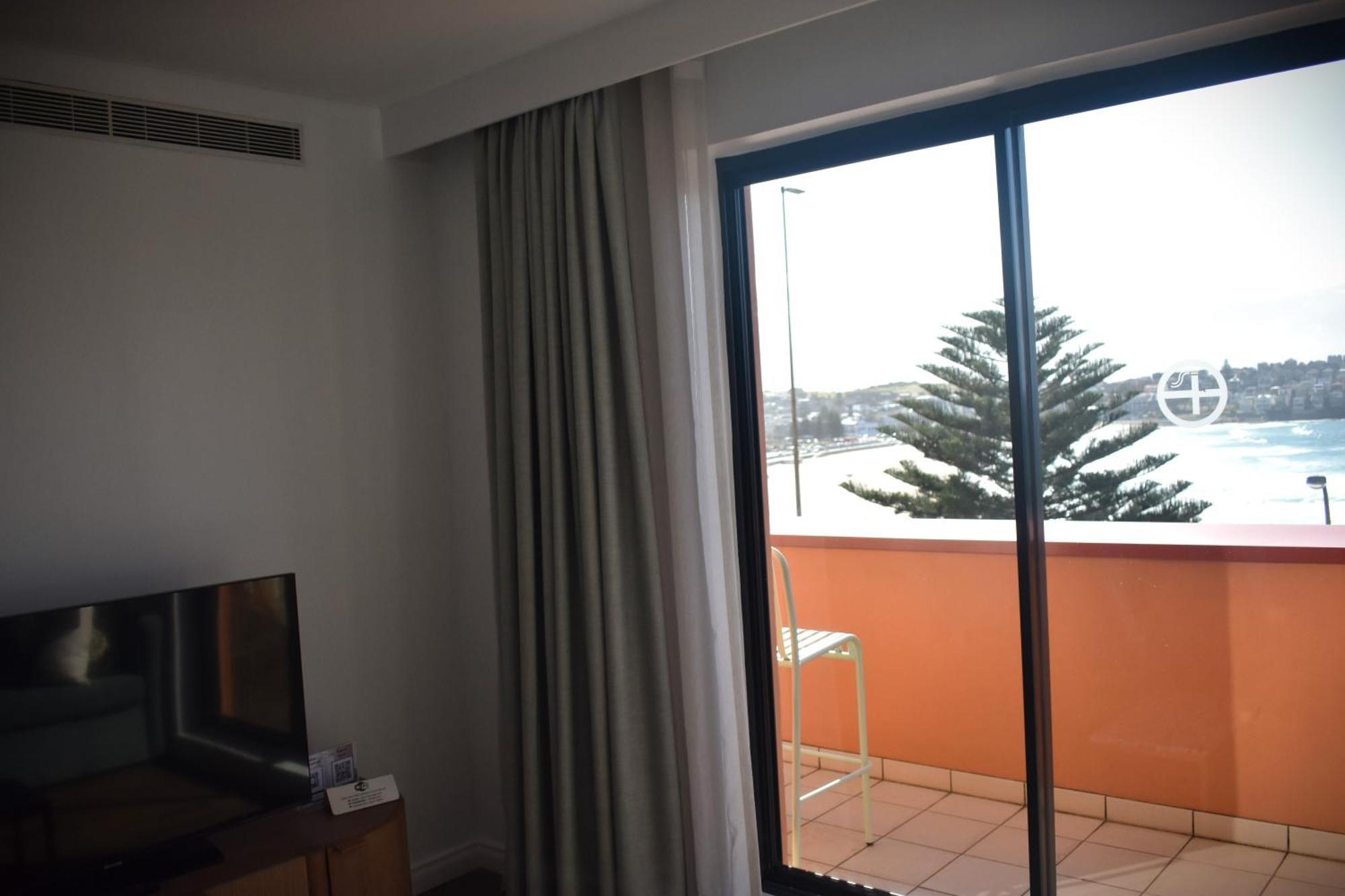 Bondi 38 Serviced Apartments Сидней Экстерьер фото