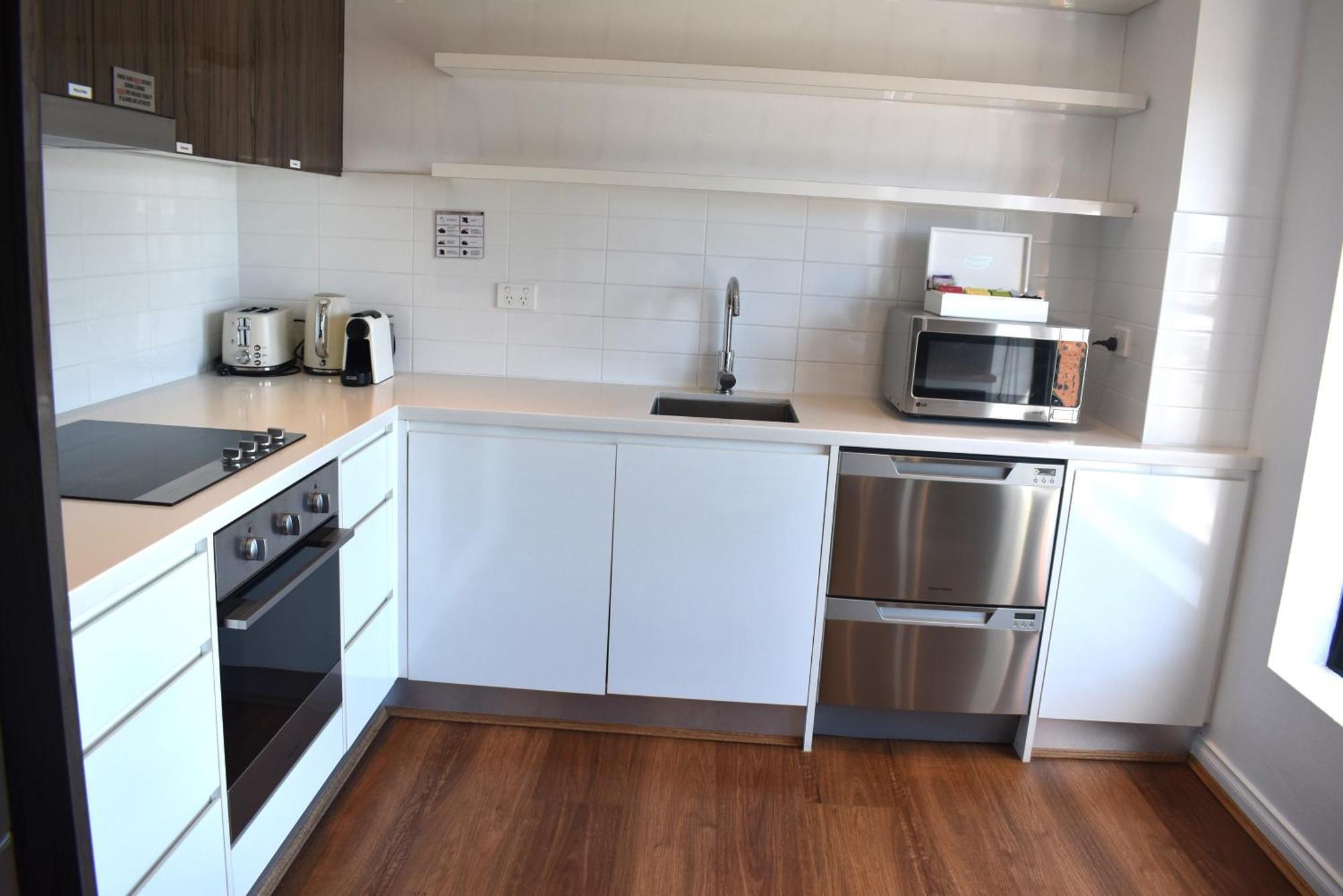 Bondi 38 Serviced Apartments Сидней Экстерьер фото